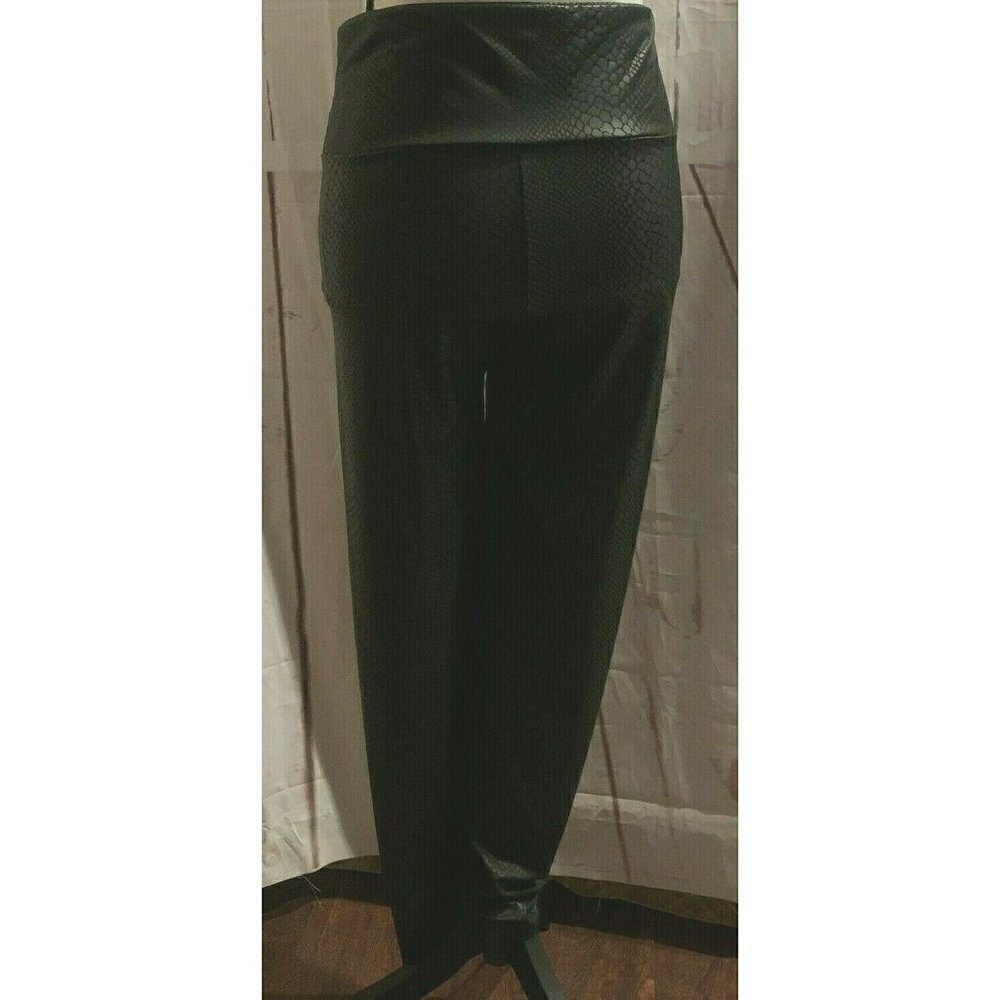 Womens Snake Skin Faux Leather Pants Size Large Black Pencil Leg